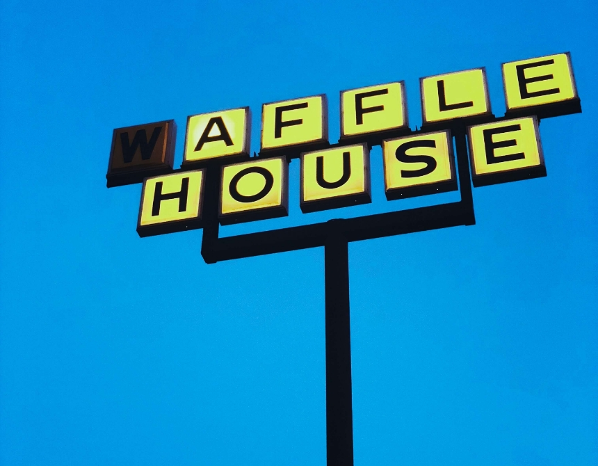Waffle House building